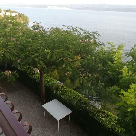 Apartmani Ujdur Omiš Esterno foto
