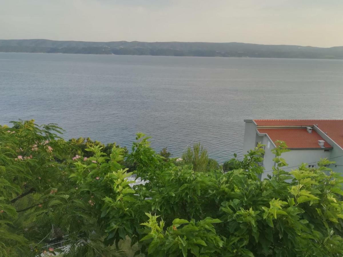 Apartmani Ujdur Omiš Esterno foto