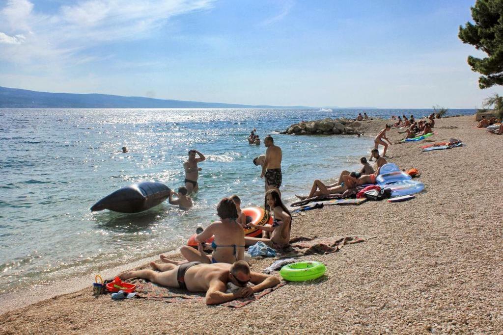 Apartmani Ujdur Omiš Esterno foto