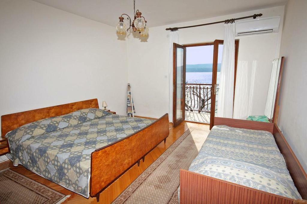 Apartmani Ujdur Omiš Esterno foto