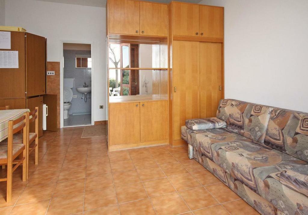 Apartmani Ujdur Omiš Esterno foto